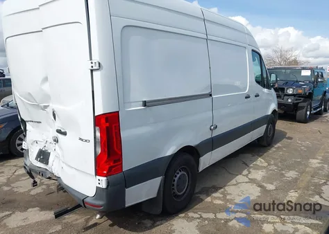 2023 Mercedes-Benz Sprinter 2500 Standard Roof 4-Cyl Diesel z USA, uszkodzony, nr VIN W1Y4KBHY7PT134705